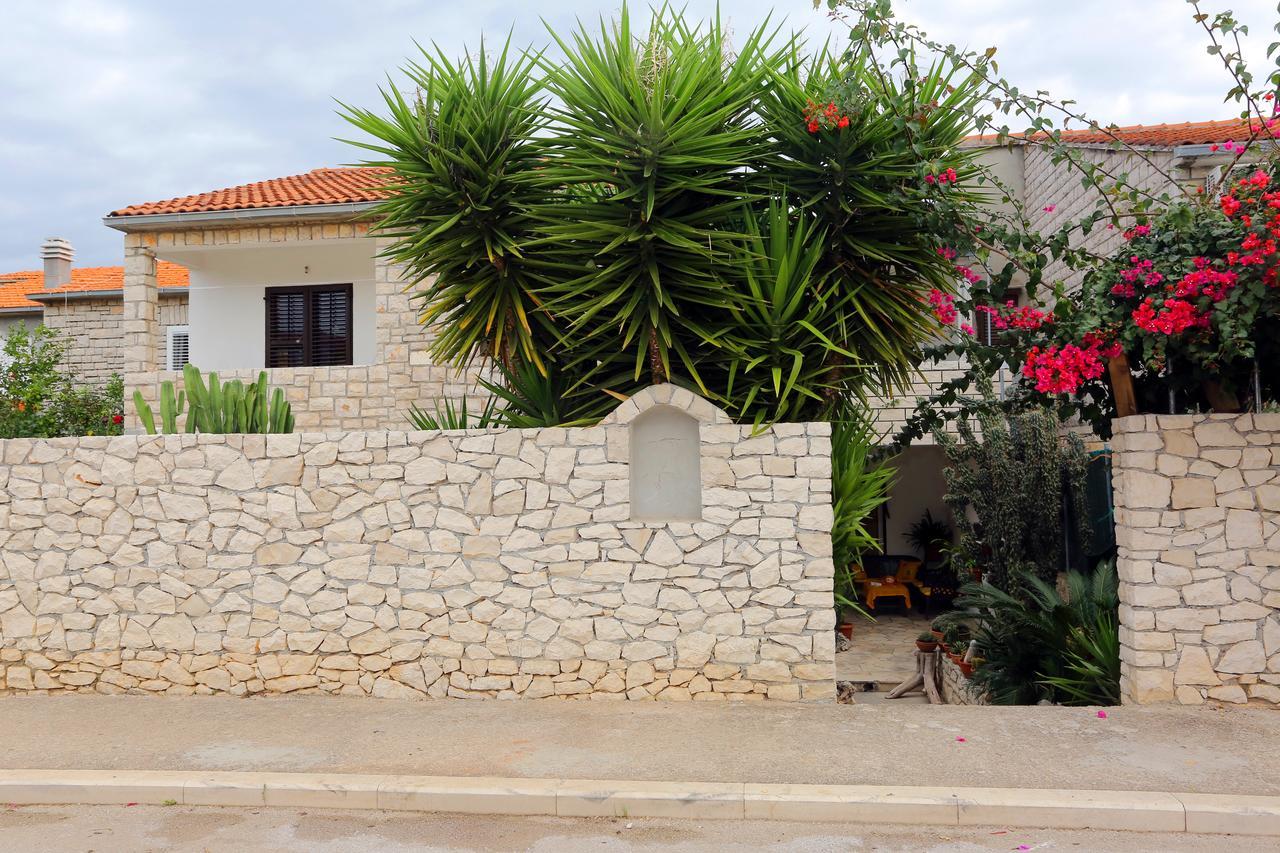 סופטאר Apartments M&J מראה חיצוני תמונה