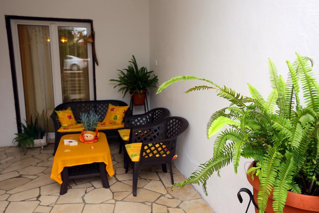 סופטאר Apartments M&J מראה חיצוני תמונה