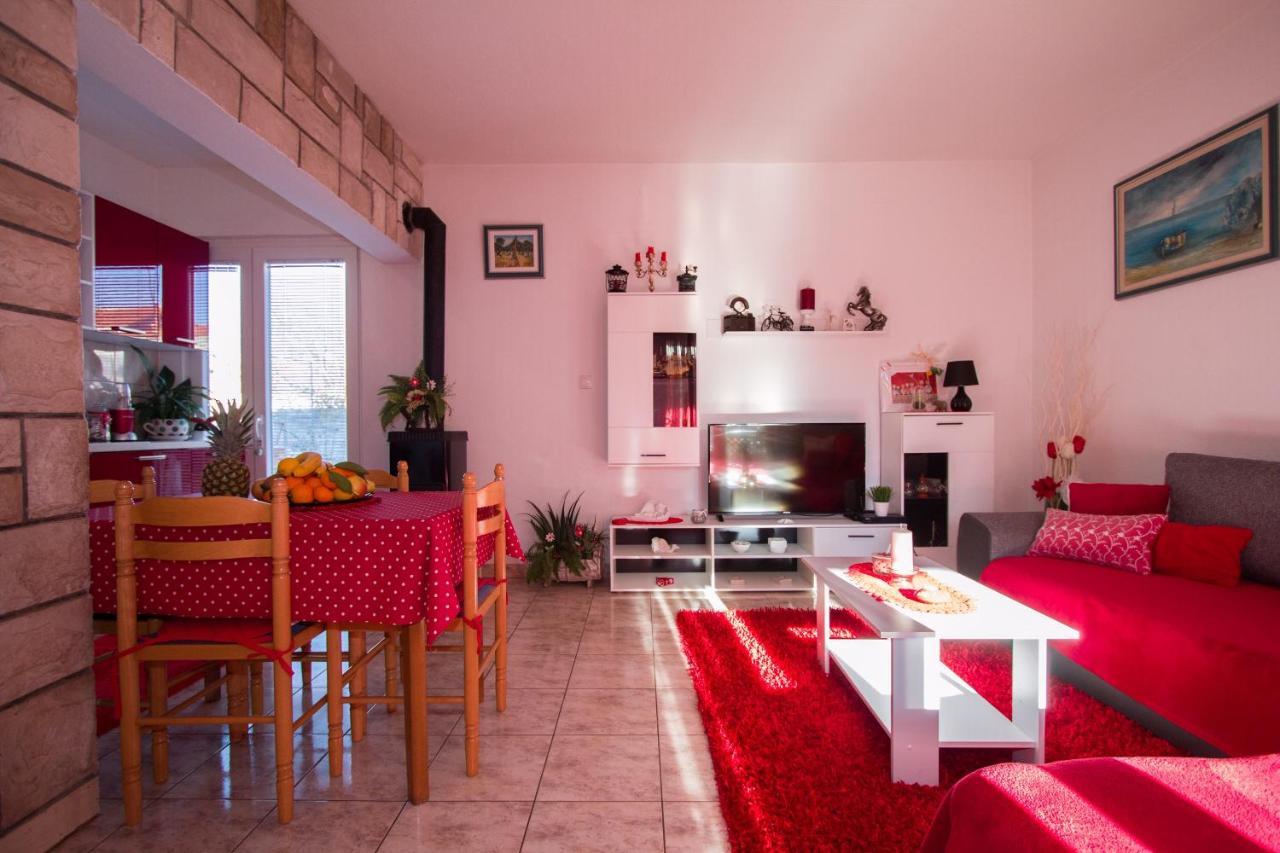 סופטאר Apartments M&J מראה חיצוני תמונה